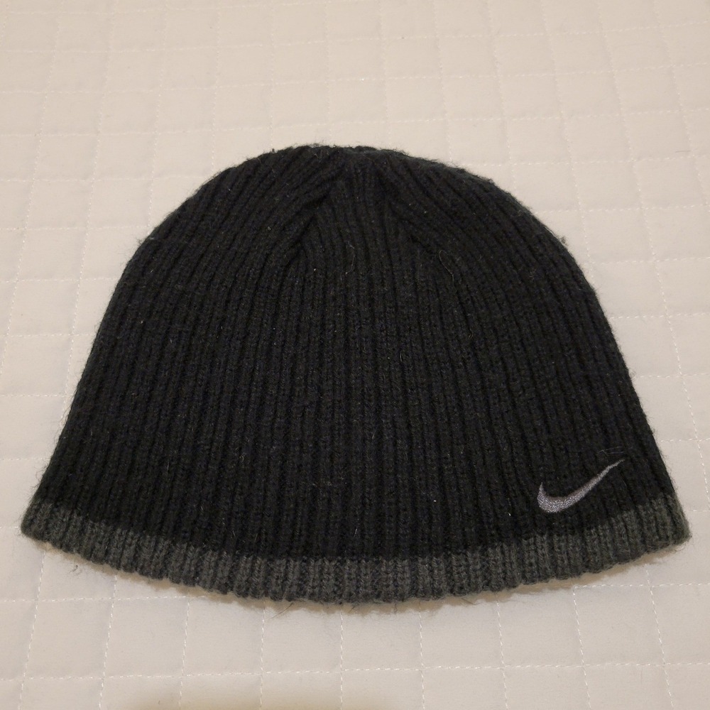 Y2K Nike Men Black Ribbed Knit Beanie Hat Charcoal Grey Stripe Swoosh Winter 90s